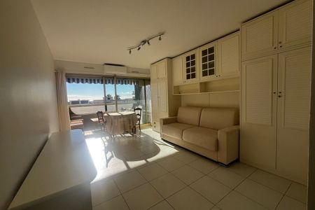 Studio avec terrasse et résidence piscine - Photo 4