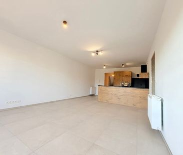 Appartement te huur - Photo 1