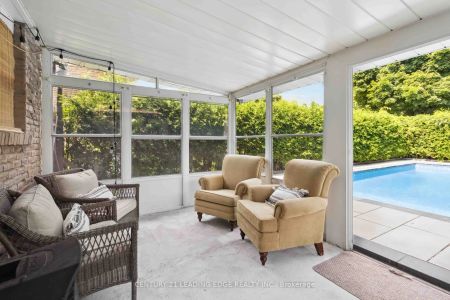 Detached Home For Lease | W9239445 - Photo 3