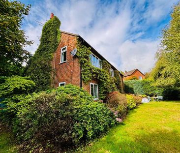 4 bedroom detached house to rent - Photo 1