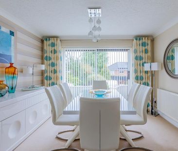 4 bedroom detached house to rent - Photo 4