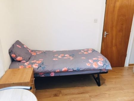 Studio Flat, Sutherland Road, N17 - Photo 3