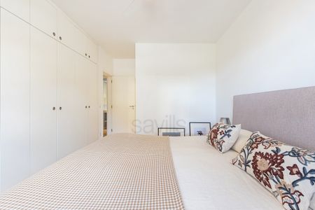 Apartamento T4 Duplex totalmente renovado, Lisboa, Alcântara - Photo 2