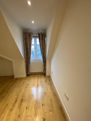 Room in a Shared House, Ilfracombe Gardens, RM6 - Photo 1