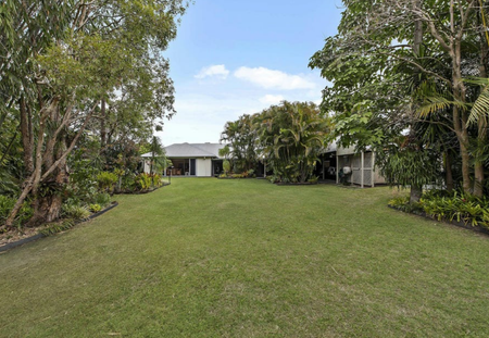 Stylish & Spacious Family Home - Photo 5