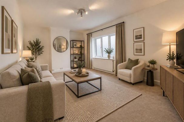 4 bedroom flat to rent - Photo 1