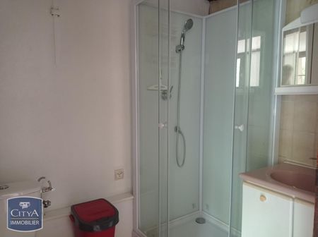 Location Appartement 1 pièce 24m² LILLE 59000 - Photo 4