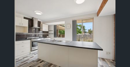 Great Value Family Home in a Super Convenient Location - Photo 2