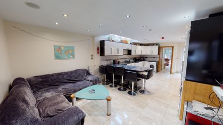 93 Teignmouth Road Selly Oak - Photo 2