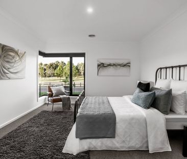 AWARD-WINNING DISPLAY HOME WITH FAMILY-FRIENDLY DESIGN - Photo 3