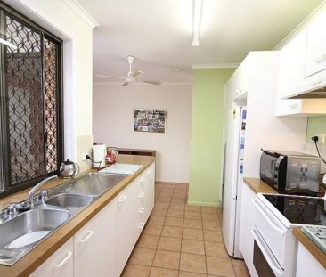 9 Belair Court, Coolum Beach. - Photo 3