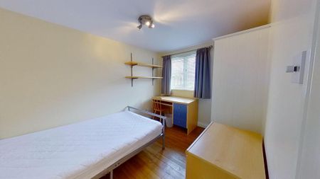 6 bedroom terraced house to rent - Photo 3