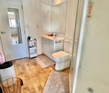 1 Bedroom in Papatoetoe - Photo 5
