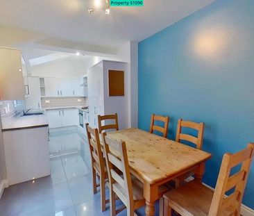 6 bedroom end of terrace house to rent - Photo 2