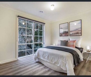 Spacious Four-Bedroom Home in a Prime Box Hill Location - Photo 4