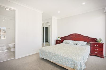 13 Fernyhough Street, Rouse Hill NSW 2155 - House For Rent | Domain - Photo 2