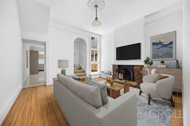 Charming 4-Bedroom Terrace Home In Ideal Location - Photo 1