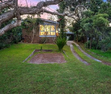 House by Nelson Bay CBD - Photo 5