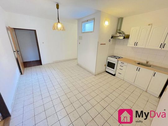 Pronájem bytu 3+kk 60 m2 - Fotografie 1