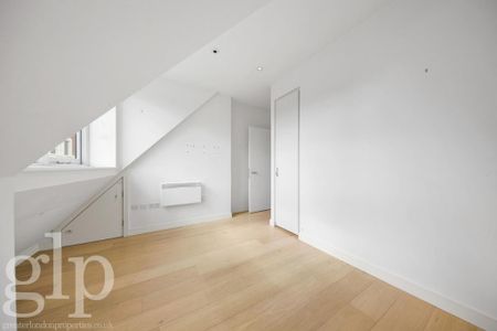 3 bedroom flat to rent - Photo 5