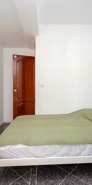 Calle Mirarosas, Málaga, Andalusia 29011 - Photo 1