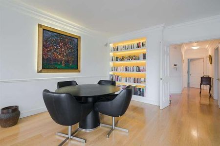 Holst Mansions, Barnes, London, SW13 - Photo 2