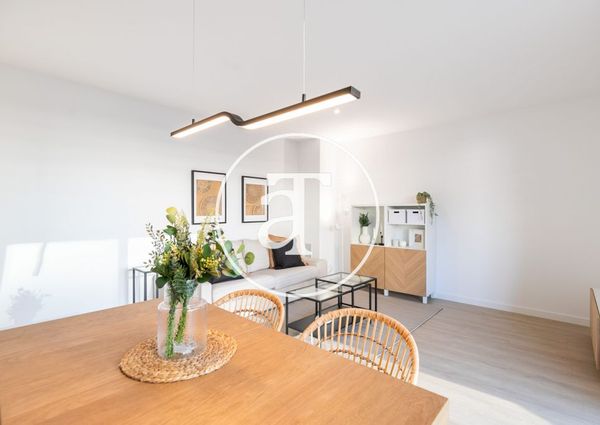 Apartment for rent with 2 bedrooms, studio and balcony in Badalona