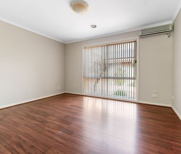 2 William Circuit, Caroline Springs - Photo 4