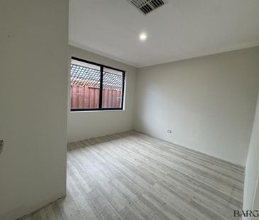 19 Mona Vale Loop, Ellenbrook, WA 6069 - Photo 6