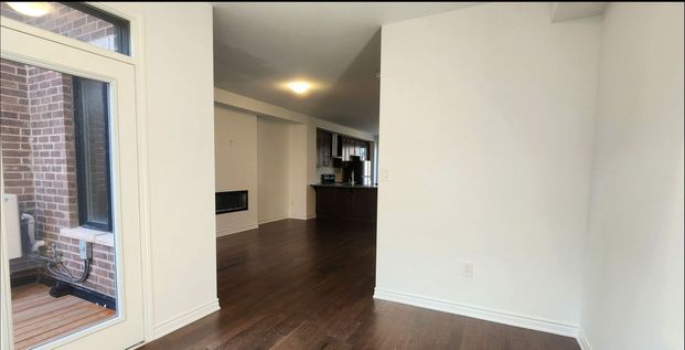 For Lease - 3112 William Cutmore Boulevard, Oakville, Ontario - Photo 1