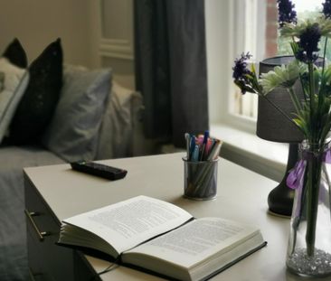 1 bedroom in a house share to rent - Photo 1