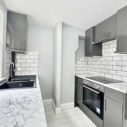 Albion Road, St Peters, Broadstairs, CT10 2UR, Kent - Photo 2