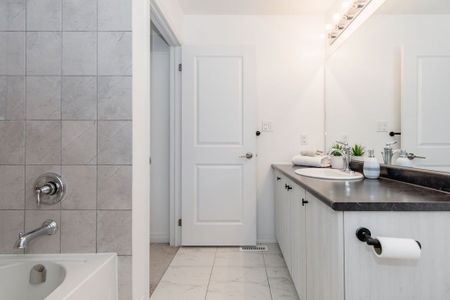 For Lease - 20 Andean Lane, Barrie, Ontario - Photo 5