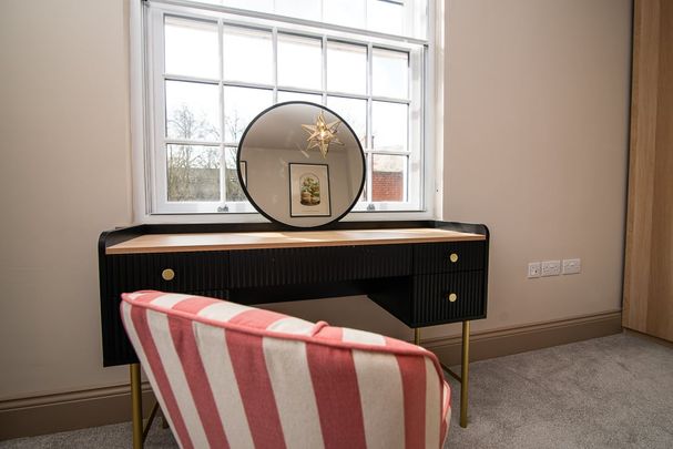 St.MarysGate, DERBY - Photo 1