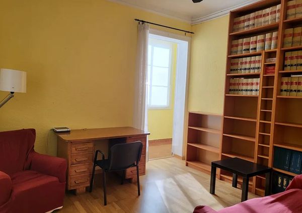 Carrer de Provença, Barcelona, Catalonia 08025