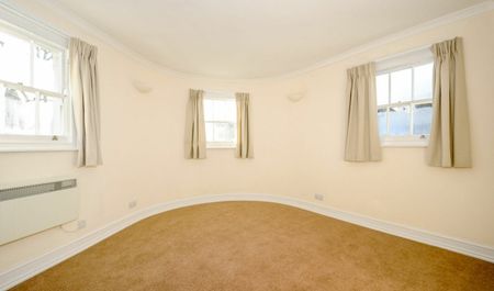 1 Bedroom Apartment to Rent in Triangle Estate 197-199 Kennington Lane, London, SE11 - Photo 5