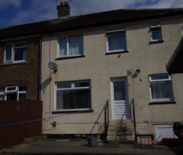 3 bedroom semi-detached house to rent - Photo 5