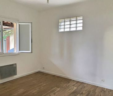 A louer appartement de type 2 avec jardin à Marseille 13013 Frais V... - Photo 2