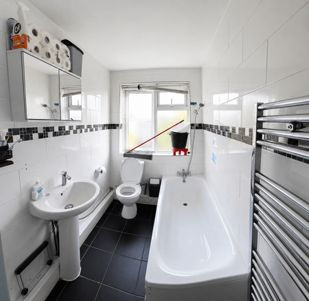 2 bedroom flat to rent - Photo 3
