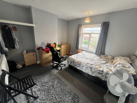 Langdale Avenue - Photo 4