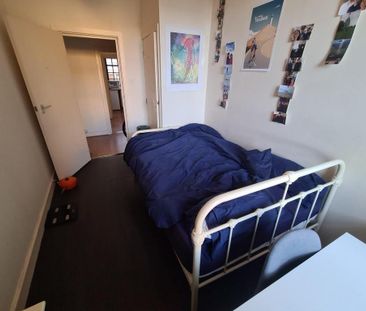 2 bedroom private hall to rent - Photo 5