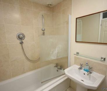 2 bedroom property to rent in Bracknell - Photo 4