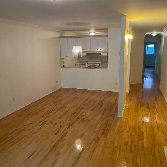 4 1/2 au coeur du plateau - metro laurier - Photo 1