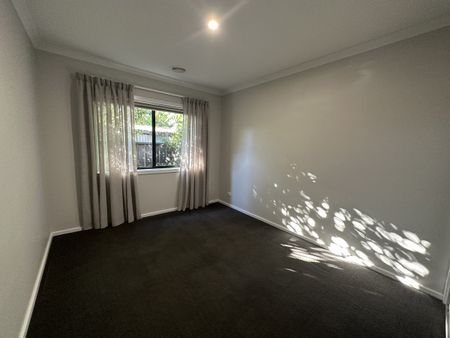 3 / 132-134 Sobraon Street, Shepparton VIC 3630 - Photo 3
