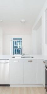 2 Bed 2 Bath Townhouse in Abbotsford - Photo 4