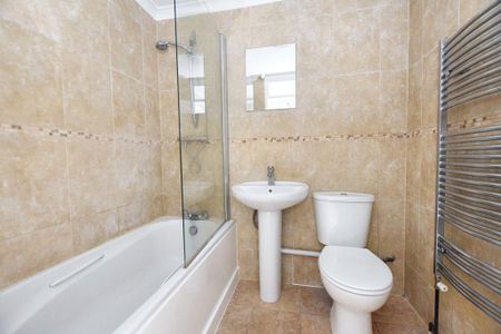 2 bedroom terraced house to rent - Photo 5