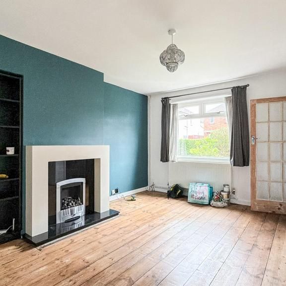 2 bedroom end of terrace house to rent - Photo 1