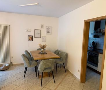 Attraktive 2-Zimmer-Wohnung mit Garten, Terasse, Tiefgarage, EBK - Photo 1