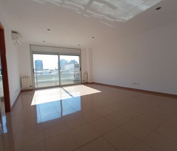 Piso de alquiler en Jaume Ibran, Centre - Photo 2