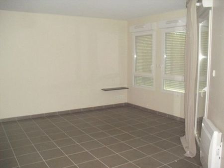 ANGERS / ECOUFLANT - Photo 2